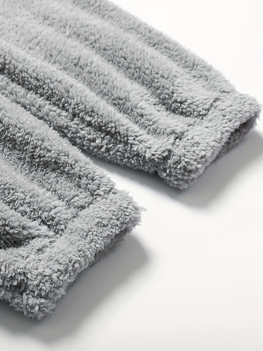 Ensemble Pyjama Polaire Duveteux Débardeur et Pantalon – Cocon Polaire