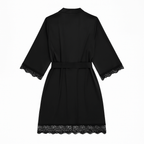 Chemise de Nuit Satinée à Dentelle – Aurore Silencieuse