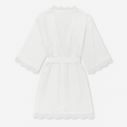 Chemise de Nuit Satinée à Dentelle – Aurore Silencieuse