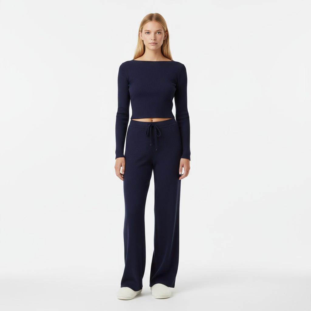 Ensemble Pyjama Manches Longues et Pantalon – Pure Élégance