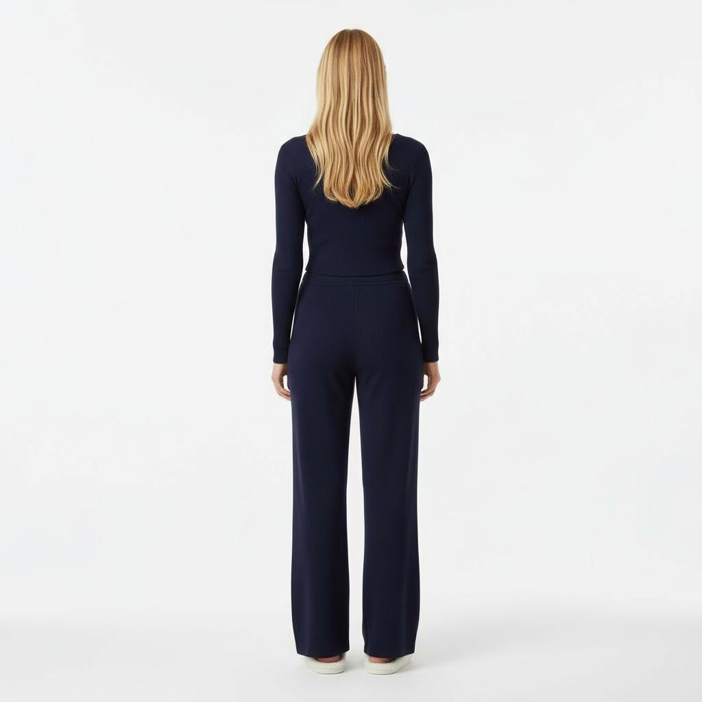 Ensemble Pyjama Manches Longues et Pantalon – Pure Élégance