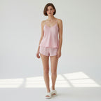 Débardeur et Short Satinés à Dentelle – Brume d’Aurore