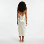 Nuisette Satinée Longue – Brume Douce