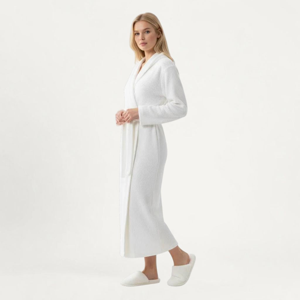 Robe de Nuit Mi Longue – Douce Élégance