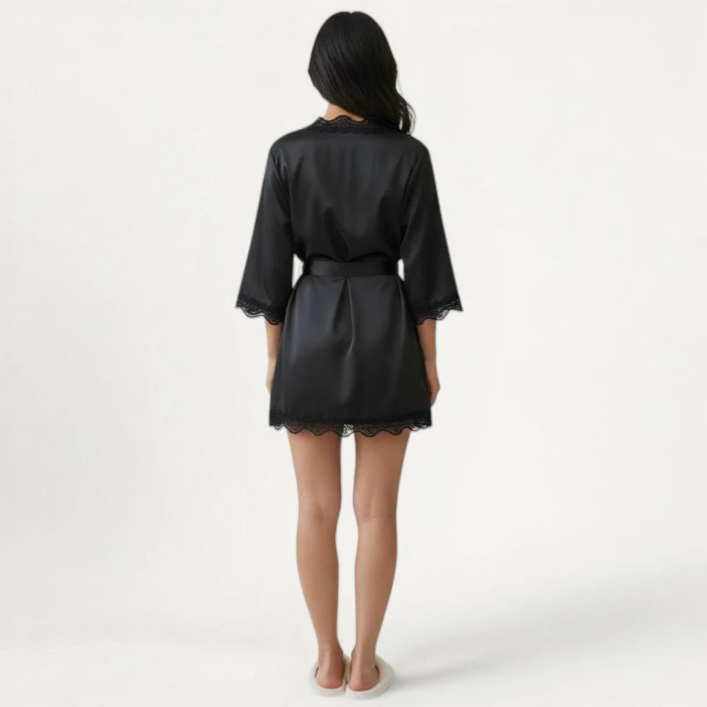 Chemise de Nuit Satin Femme à Dentelle Élégante – Aurore Silencieuse