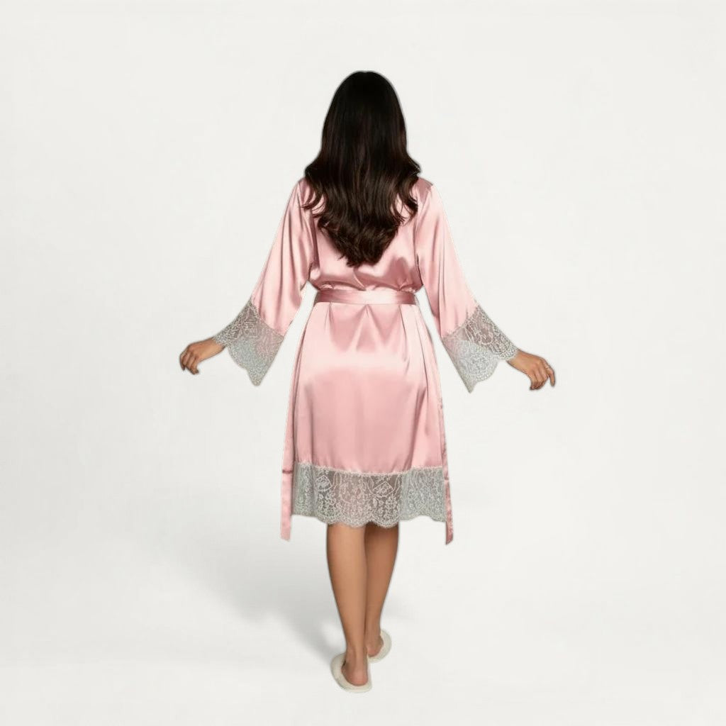 Ensemble Pyjama Satin Femme Robe Courte et Gilet Élégant – Éclat Léger
