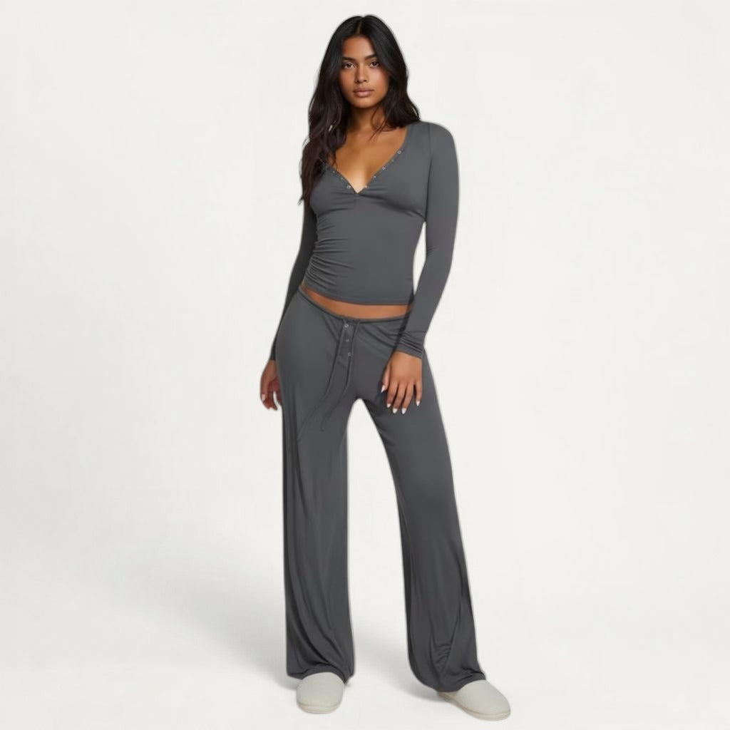 Ensemble Pyjama Manches Longues et Pantalon – Pure Élégance