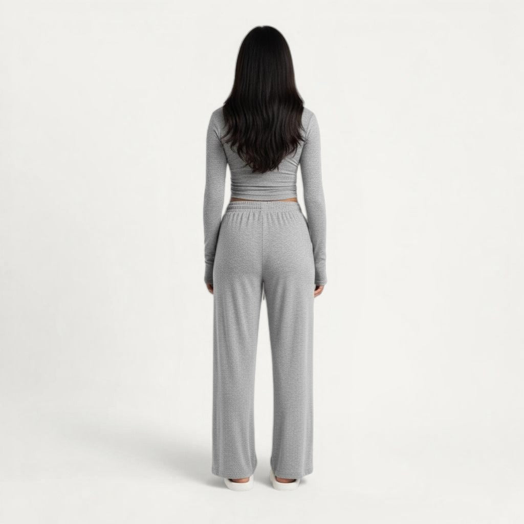 Ensemble Pyjama Manches Longues et Pantalon – Pure Élégance