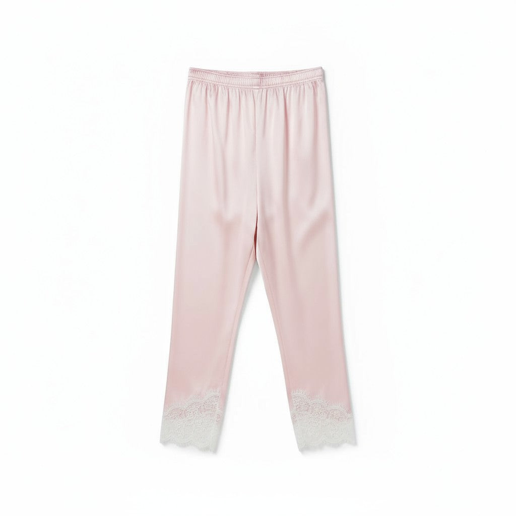 Ensemble Pyjama Satiné et Dentelle – Douce Séduction