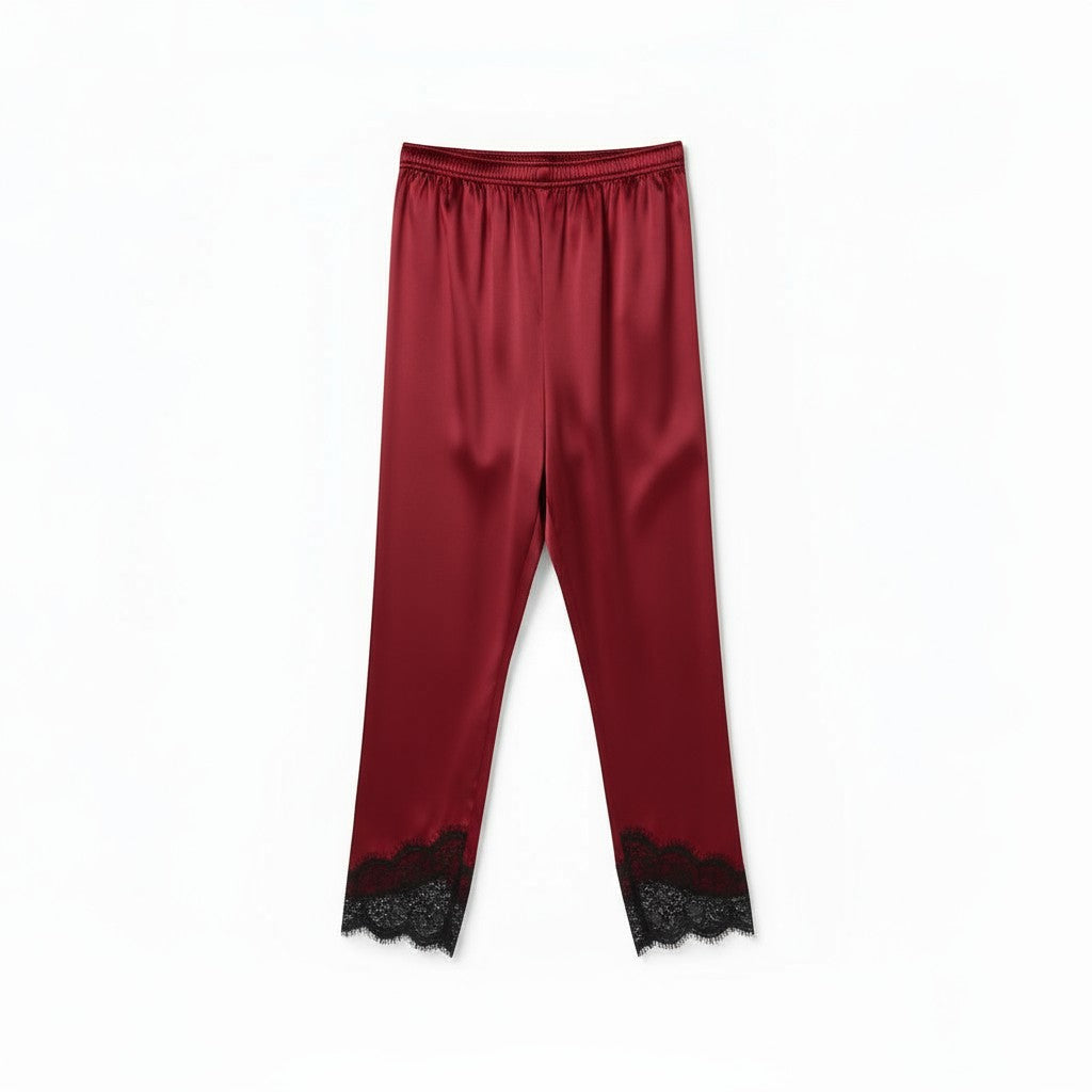 Ensemble Pyjama Satiné et Dentelle – Douce Séduction