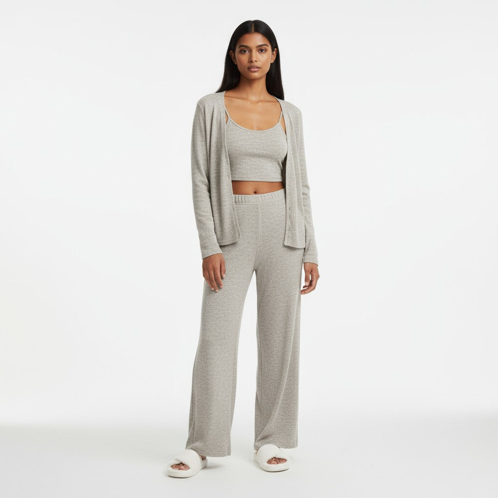 Trio Doux Gilet, Débardeur et Pantalon – Signature Élégante