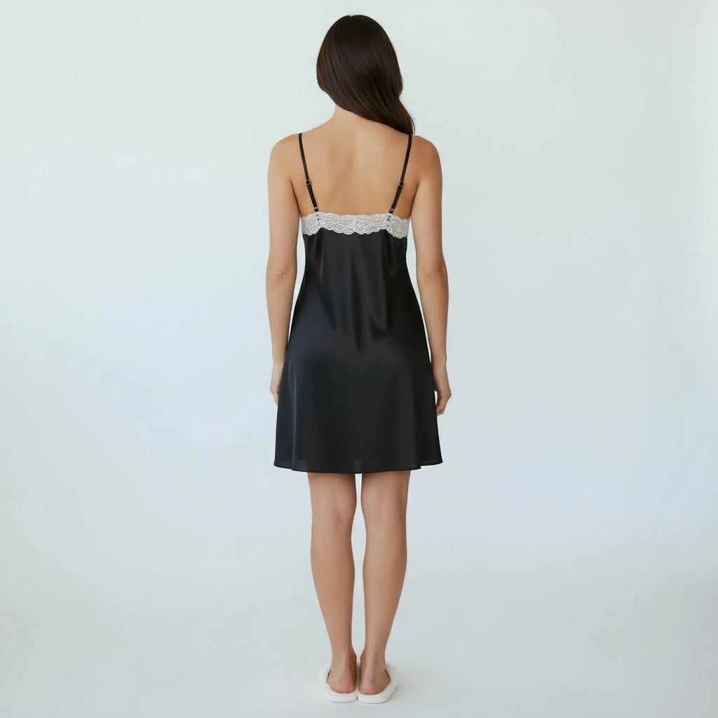 Ensemble Pyjama Satiné Robe Courte et Gilet – Éclat Léger