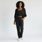 Trio Doux Gilet, Débardeur et Pantalon – Signature Élégante