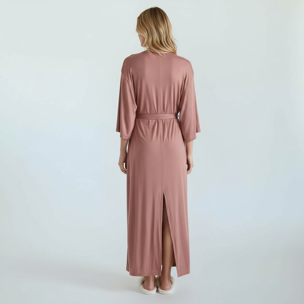 Robe de Nuit Longue – Silhouette Douce